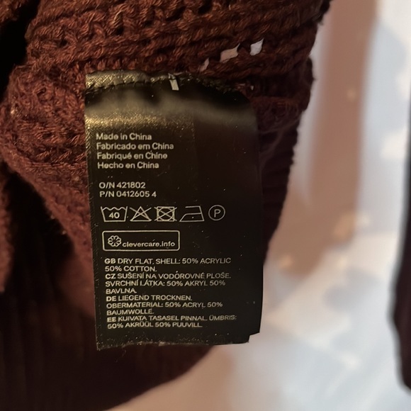 H&M Long Sleeve Top Size Medium - Picture 6 of 6